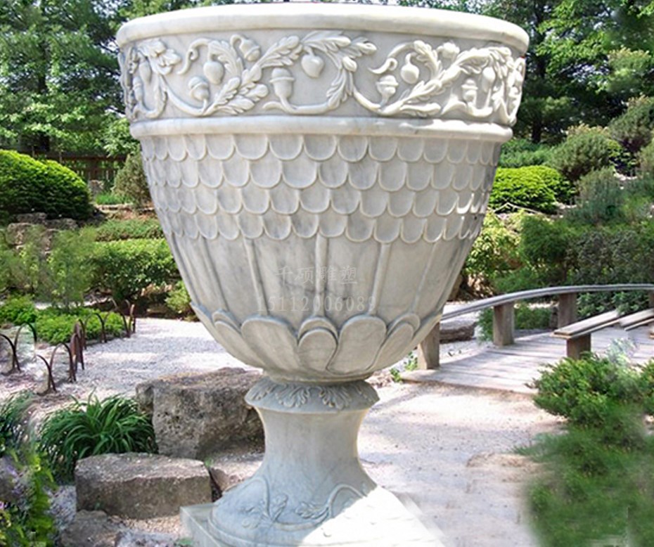 石雕花缽