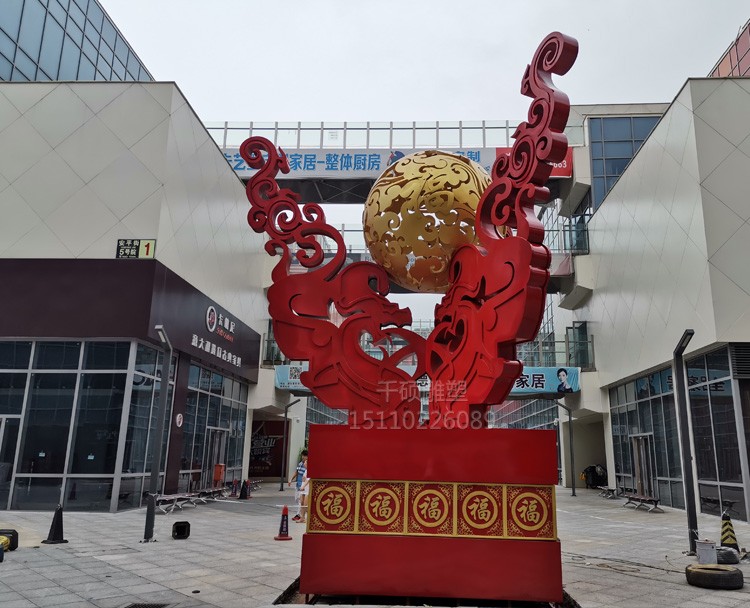 大型不銹鋼鏤空球雕